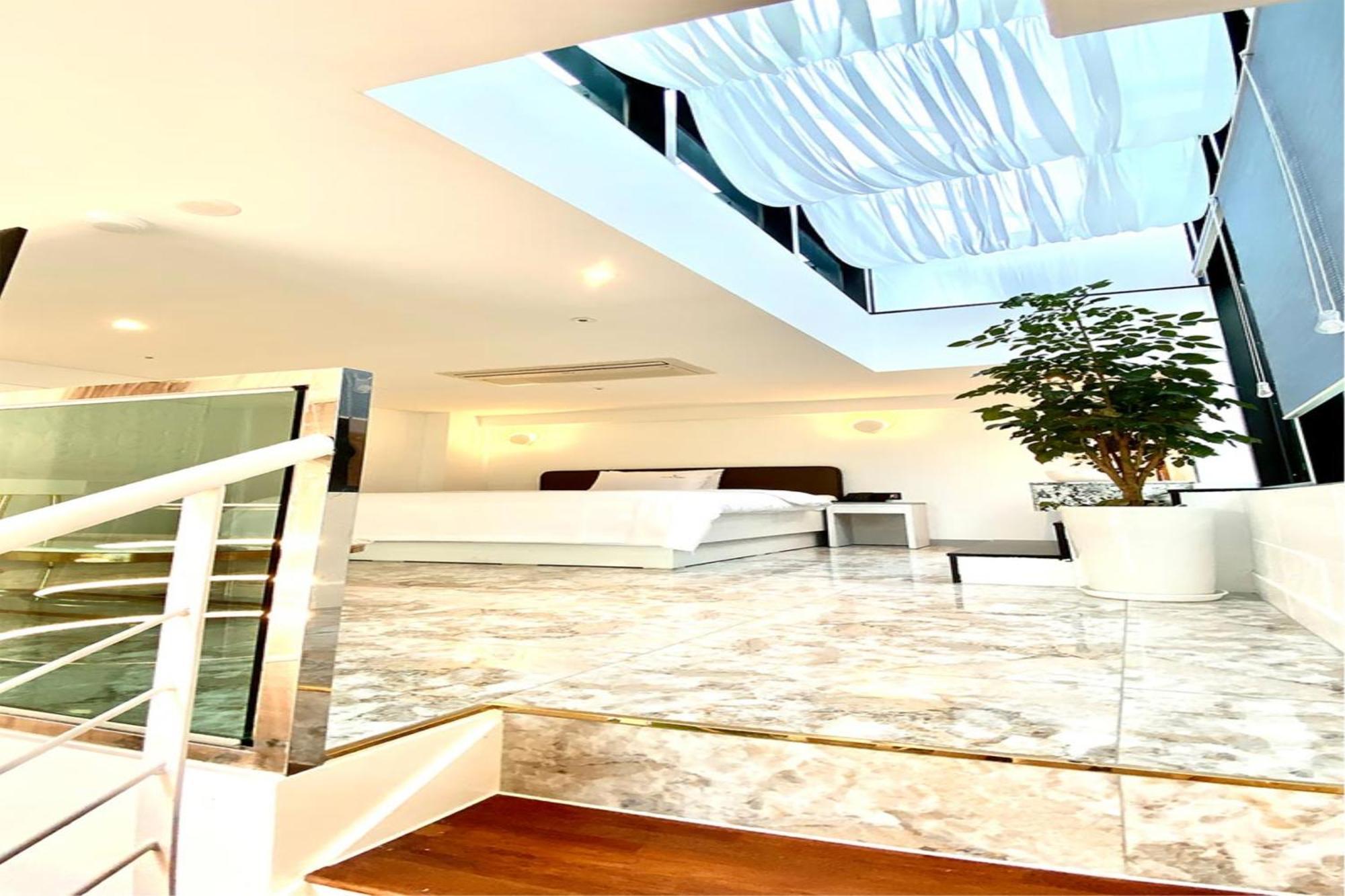 Garden Pool Villa Lee Chung Jung Seoul Exterior photo