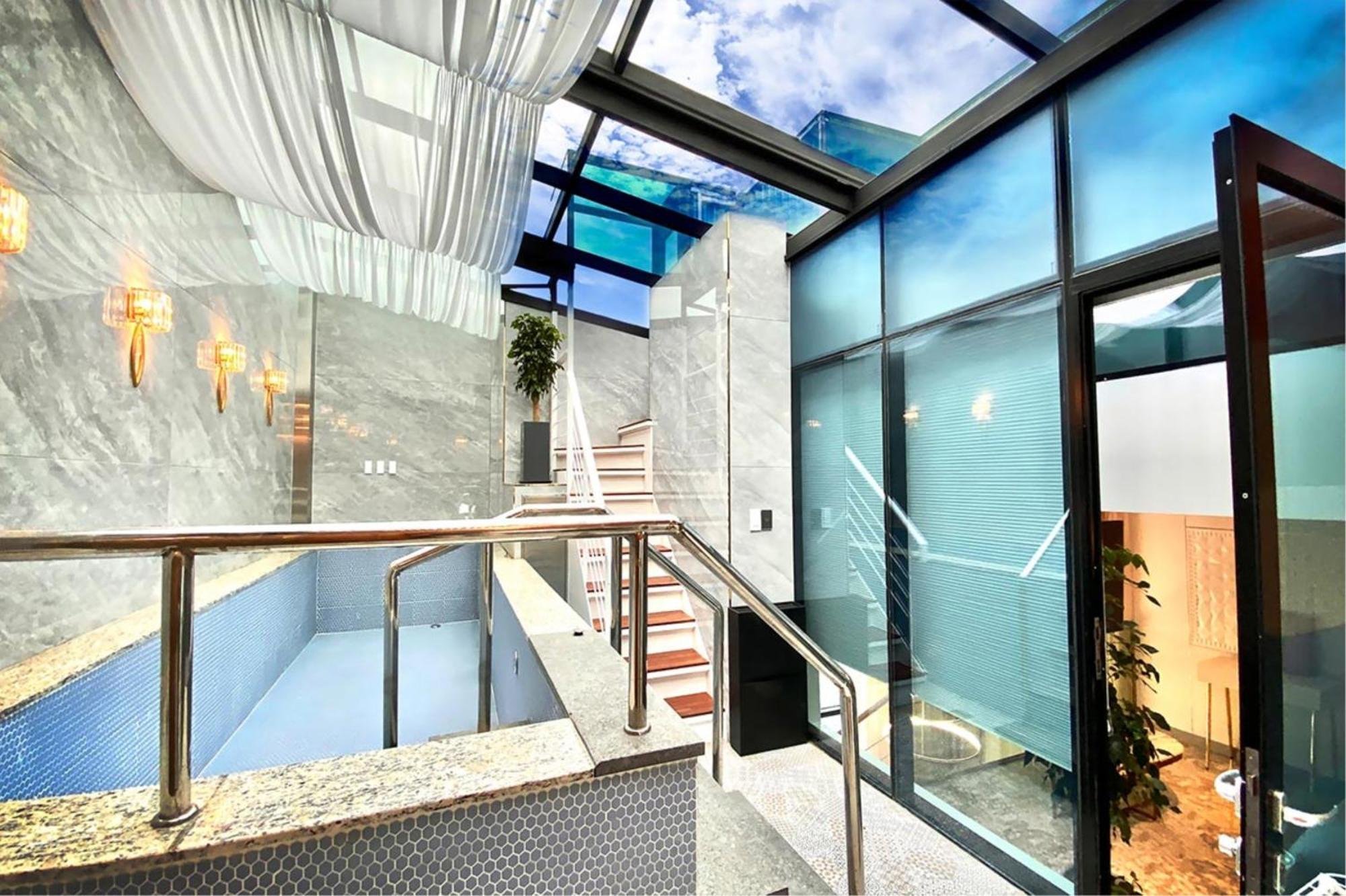 Garden Pool Villa Lee Chung Jung Seoul Exterior photo